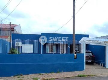 Casa · 92m² · 2 Quartos · 3 Vagas · Casa com Piscina com terreno inteiro