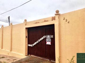 Casa · 532m² · 3 Quartos · 4 Vagas · Casa grande Santa Rosa