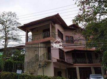 31eeddaca9d716e277d88a6da8dc99ca97236838 · Casa com 6 dormitórios à venda, 321 m² por R$ 1.300.000,00 - Sape - Niterói/RJ