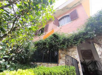 Casa · 270m² · 4 Quartos · 4 Vagas · Este Imóvel é para Aluguel Mobiliado | Disponível a partir de Agosto