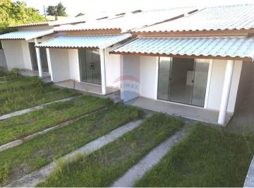 Casa · 65m² · 2 Quartos · 2 Vagas · Casa de dois dormitórios em Sã José do Imbassaí.