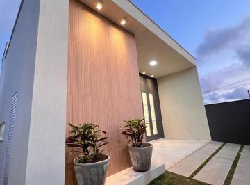 Foto 01 · Casa no Caminho do Sol com acabamento de médio padrão