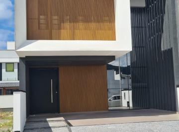 Casa · 203m² · 3 Quartos · 1 Vaga · Casa à venda no bairro Bairro Deltaville - Biguaçu/SC