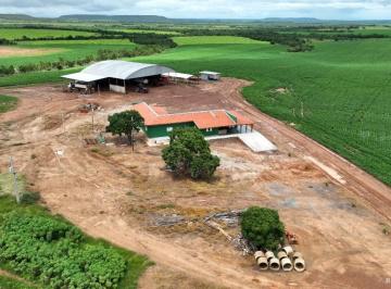 Rural · 2177m² · 2 Quartos · FAZENDA EXCELENTE PRÓXIMO A PARANATINGA/MT