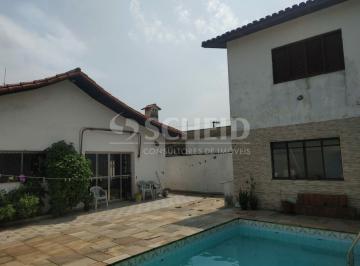 Casa · 201m² · 3 Quartos · 4 Vagas · Casa térrea com piscina em 384 m de terreno em Veleiros