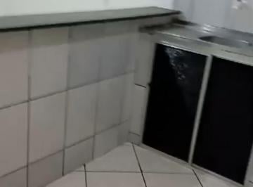 Apartamento de 2 quartos, Guará · VENDO 02 QUARTOS COM VARANDA E COZINHA AMERICANA NO POLO MODAS 98150-8787
