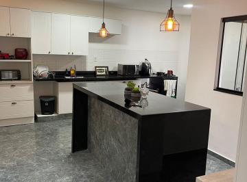Casa de 2 quartos, Rio de Janeiro · Casa 2 quartos linear com terraço e piscina em condomínio fechado