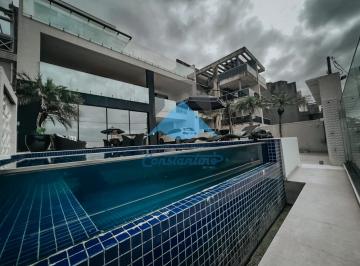 Foto 01 · Tríplex de frente ao mar com 4 suites mais 3 quartos e piscina a venda em Guaratuba PR, mobiliado