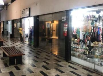 Comercial · 59m² · 1 Vaga · Loja Interna em Shopping