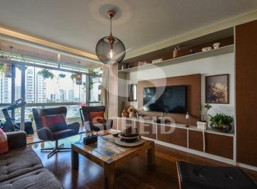Apartamento · 183m² · 4 Quartos · 2 Vagas · MOEMA ÍNDIOS. APARTAMENTO RENOVADO COM 4 QUARTOS E SUÍTE MASTER