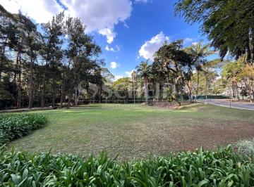 Casa · 638m² · 1 Quarto · Terreno à venda com 638m2 em Condomínio Exclusivo Triple A