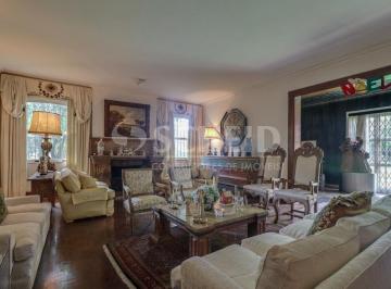Casa · 980m² · 4 Quartos · 6 Vagas · Casa com 4 Quartos e 5 banheiros à Venda no JARDIM GUEDALA!