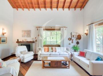 Casa · 392m² · 4 Quartos · 6 Vagas · Casa á venda com 4 quartos, 392m² no Jardim Cordeiro