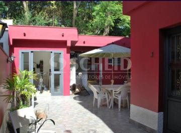Casa · 130m² · 3 Quartos · 2 Vagas · Casa Reformada em Booker Pittman com Suíte, 2 Quartos e Churrasqueira