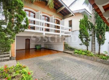 Casa · 304m² · 3 Quartos · 4 Vagas · Casa a venda no jardim Leonor Morumbi com 3 quartos 2 suites.