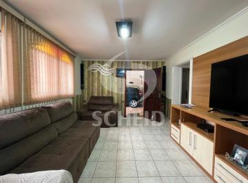 Casa · 175m² · 3 Quartos · 5 Vagas · Casa a venda com 3 quartos na Chácara Santo Antônio!