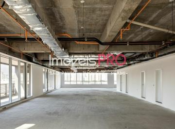 Comercial · 254m² · 6 Vagas · Região da Berrini com 253m² e 6 vagas.
