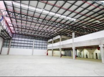 Comercial · 891m² · Alugue Galpão em Condominio em Vila Anastácio -SP. Imóvel Comercial em São P...