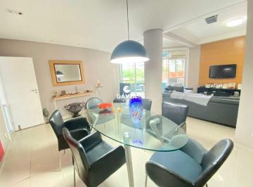 Apartamento · 236m² · 4 Quartos · 2 Vagas · Apartamento à venda no Gonzaga em Santos.