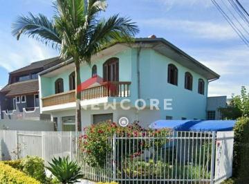 Casa · 350m² · 6 Quartos · 3 Vagas · Sobrado em Rua Coronel Rivadávia Pereira de Moraes - Xaxim - Curitiba/PR