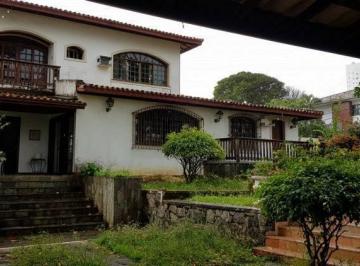 Casa de 4 quartos, Salvador · Excelente Casa 4/4 com 4 Suítes.Estilo Colonial Campo de Nivela.Oportunidade!