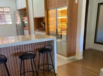 Casa · 75m² · 2 Quartos · 2 Vagas · Casa à venda de 75m² | 02 dormitórios, 01 banheiro e 04 vagas de garagem | Bairro dos Freitas - São 