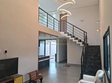 Casa · 250m² · 3 Quartos · 2 Vagas · Sobrado à venda de 180m² | 03 dormitórios, sendo 01 suíte e 02 vagas de garagem | Condomínio Vereda 