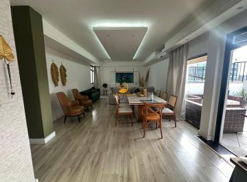 Apartamento · 135m² · 3 Quartos · 2 Vagas · Cobertura Linear no Centro de Guarapari.