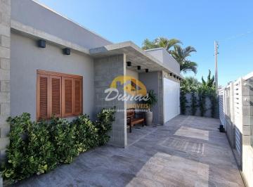 Casa · 102m² · 3 Quartos · 1 Vaga · Casa à venda no Centro - Tramandaí/RS