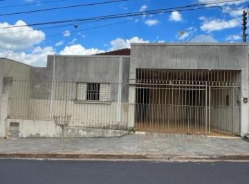Casa · 203m² · 3 Quartos · 2 Vagas · Casa a Venda em Uberaba - Bairro Mercês