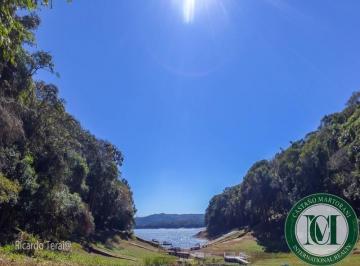 Foto 01 · Magnifica casa a venda no Condomínio Porto de Ibiúna em um braço da represa Itupararanga