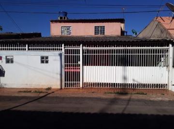 Casa de 4 quartos, Ceilândia · OPORTUNIDADE CASA QNP 10 COM 4 QUARTOS!