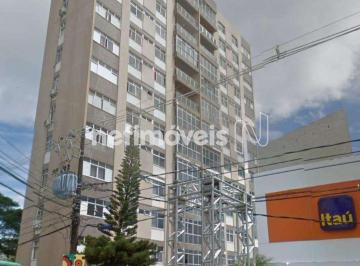 Apartamento de 40 quartos, Salvador · Apto a 100m do teatro Castro Alves, 4q, Andar alto, nascente