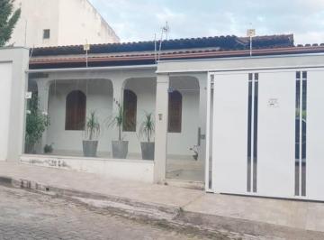 Casa de 2 quartos, Governador Valadares · Casa na Rua Dois de Julho - Bairro Nossa Senhora das Graças