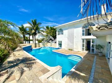Casa · 583m² · 6 Quartos · 4 Vagas · Mansão em Peruíbe