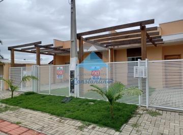 Foto 01 · Ótima casa a venda em Guaratuba sendo geminada com 2 quartos (1 suíte)