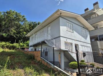 Casa · 200m² · 5 Quartos · 2 Vagas · CASA 5 São Pelegrino Veranópolis RS