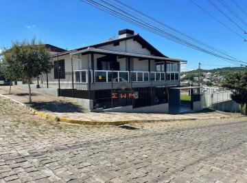Casa · 310m² · 4 Quartos · 3 Vagas · Residência de alto padrão