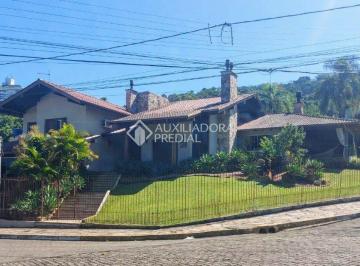 468014_issD2G_46801465eb54aa20337.jpg · Casa alto padrão esquina suite