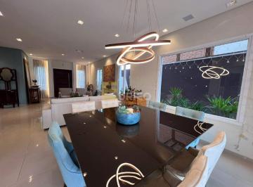 Casa · 380m² · 4 Quartos · 4 Vagas · Casa à venda no Condomínio São Paulo II em Cotia/SP