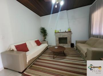 Casa · 180m² · 3 Quartos · 3 Vagas · Casa em Condomínio em Chapada dos Guimarães