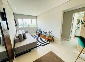 Sala · Apartamento mobiliado com 1 dormitório a venda em Moema