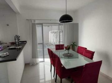 Casa · 174m² · 3 Quartos · 2 Vagas · Casa sobrado 3 dormitórios 174m²