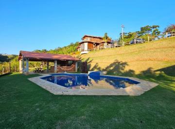 Casa · 490m² · 3 Quartos · Chácara com 3333m2 no Condomínio Recanto dos Pássaros