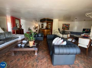 Sala de estar · Casa comercial à venda no Centro de Indaiatuba-SP: 3 quartos, 1 suíte, 3 salas, 5 banheiros, 5 vagas