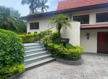 Casa · 430m² · 3 Quartos · 6 Vagas · LOCAÇÃO NO CORAÇÃO DE ALPHAVILLE RESIDENCIAL 1 - 4 SUITES