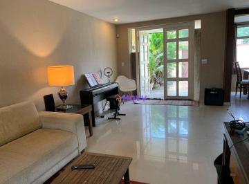 c63adef68fd1fe141ec18d5784c8844c4d50823f · Casa com 3 dormitórios à venda, 300 m² por R$ 2.000.000 - Itacoatiara - Niterói/RJ