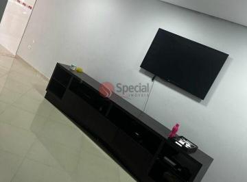 Casa · 220m² · 2 Quartos · 2 Vagas · Sobrado no Jardim Indaía com 2 imóveis no mesmo terreno.