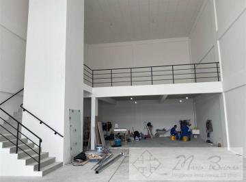 Comercial · 300m² · 4 Vagas · Excelente galpão ao lado do metrô