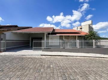 Casa · 205m² · 3 Quartos · 3 Vagas · Casa térrea na itoupava norte